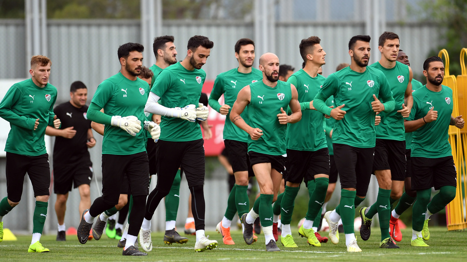Bursaspor kritik maça hazırlanıyor