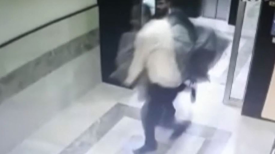 İşadamını halıya sarıp kaçırdılar!