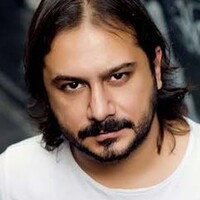 Emrah Serbes kimdir?