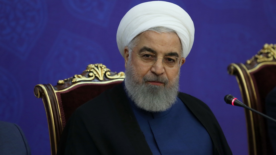 Ruhani: İran bombalansa bile teslim olmayacak