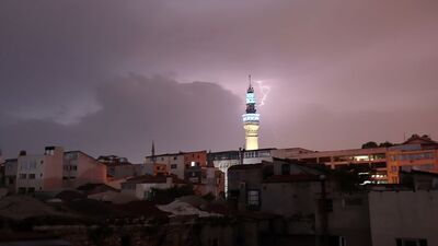 İstanbul güne fırtınayla uyandı!