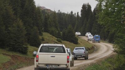 Kendisini doğa gezgini olarak tanıtmış!