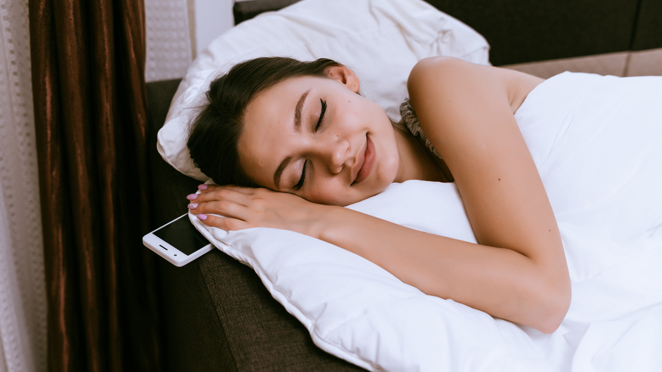 Yastık altına cep telefonu koyanlardansanız...