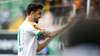 Hayata Sergen Yalçın döndürdü!