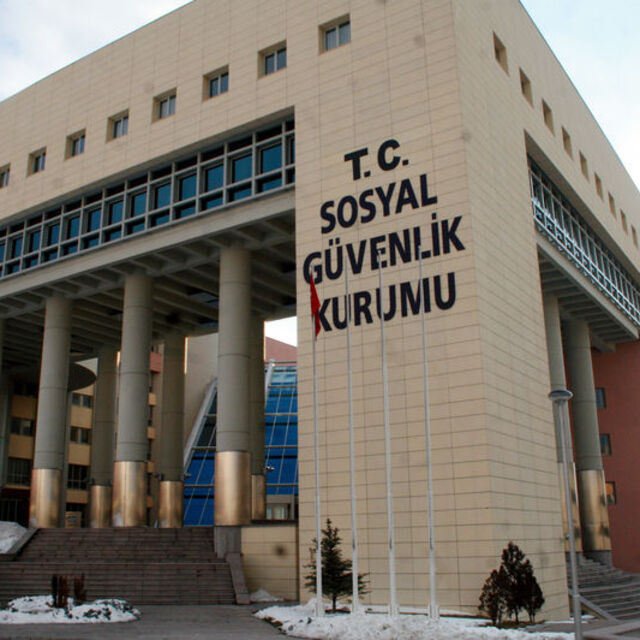 Özel okul öğretmenleri iş güvencesi bekliyor