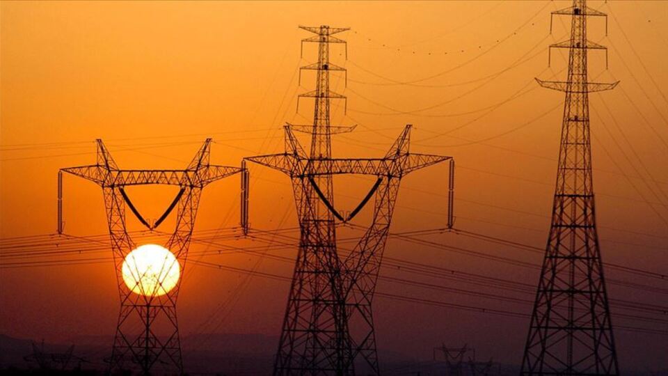 Elektrik üretiminin yüzde 10'u rüzgar ve güneşten