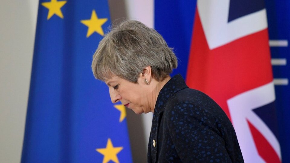 Theresa May neden istifa ediyor, şimdi ne olacak?
