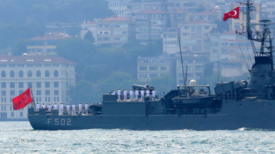 Boğaz'da selam durdular