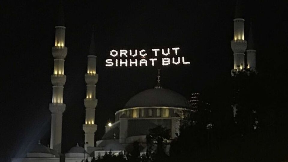Sahur saat kaçta?
