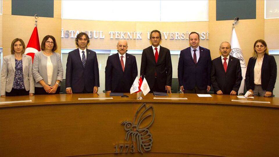 MEB 'eğitimde yapay zeka uygulamaları' için İTÜ ile el sıkıştı