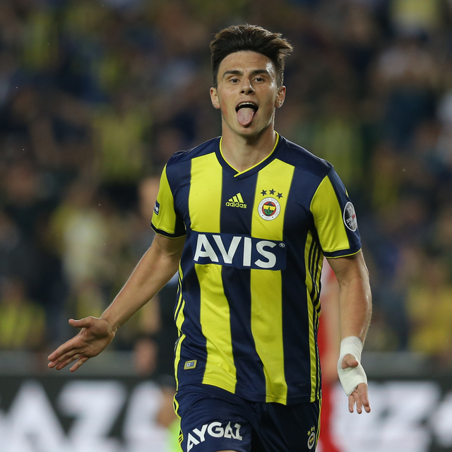 Eljif'ten transfer açıklaması!
