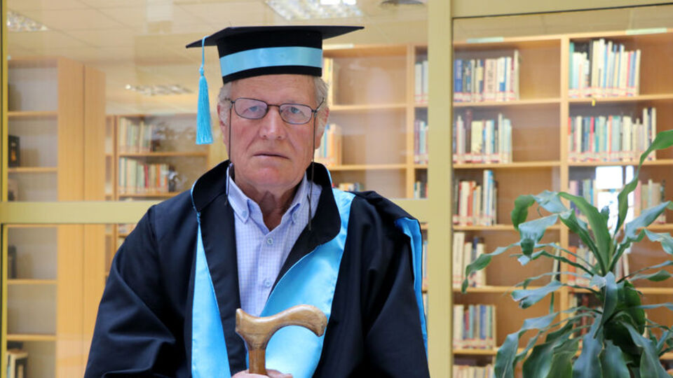 Hurdacılıktan akademiye! 3 yılda bitirdi!