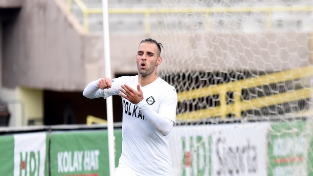 Kral zam istedi