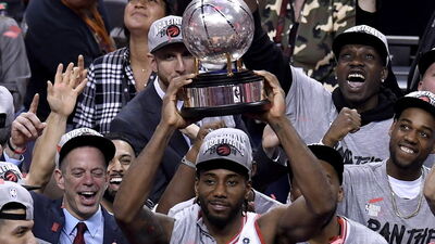 Warriors'ın finaldeki rakibi Raptors