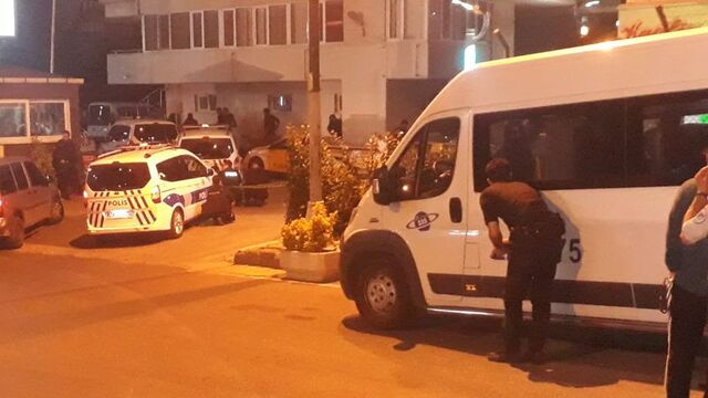 Üsküdar'da polis ekiplerine ateş açıldı