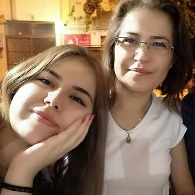"Utanarak yaşamaya devam ediyoruz"