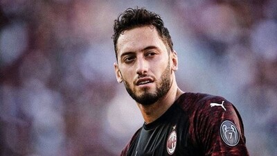 Hakan Çalhanoğlu kimdir?