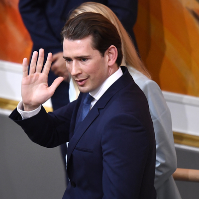 Avusturya'da Kurz hükümeti düştü!