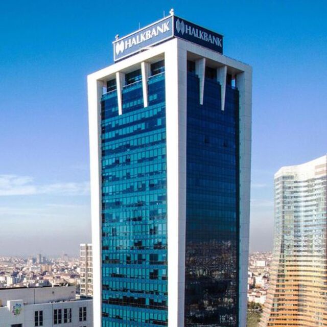 İki ünlü isim kamu bankalarında