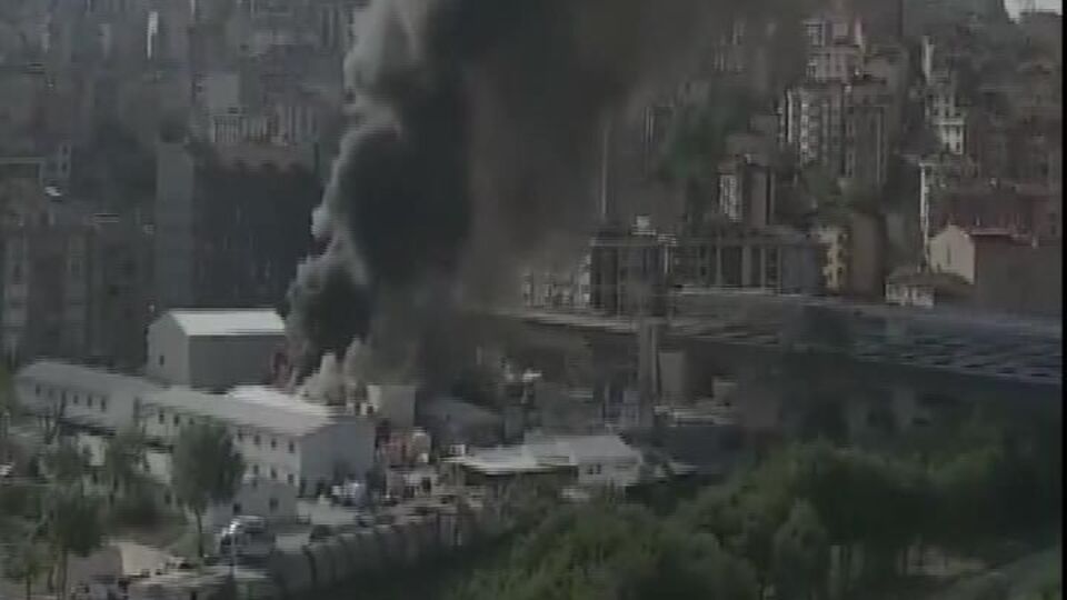 Alibeyköy'de metro inşaatında yangın!