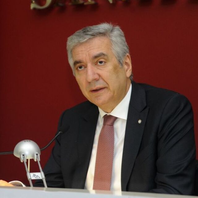 'Makul faiz maliyetlerine dönülmeli'
