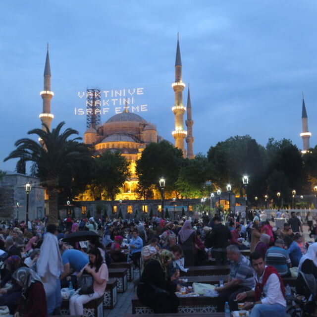 İstanbul iftar vakti bugün saat kaçta?