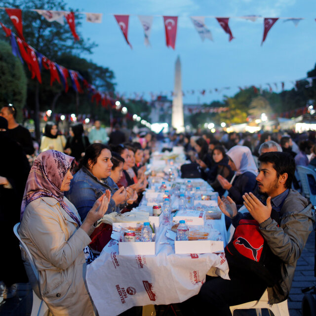 İstanbul Ankara İzmir iftar saat kaçta?