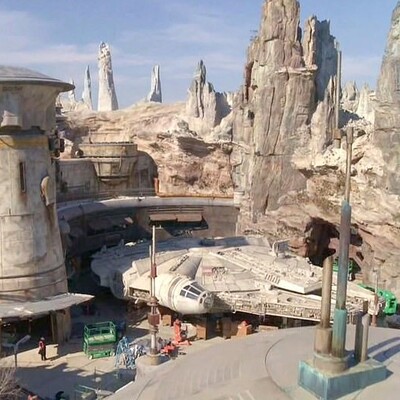 Star Wars evreninden ilk fotoğraflar