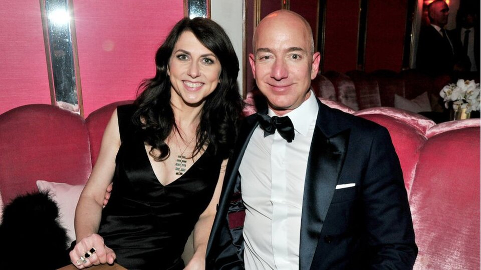 Amazon'un kurucusu Jeff Bezos'un eski eşi MacKenzie Bezos 37 milyar dolarlık servetinin yarısını bağışlayacak