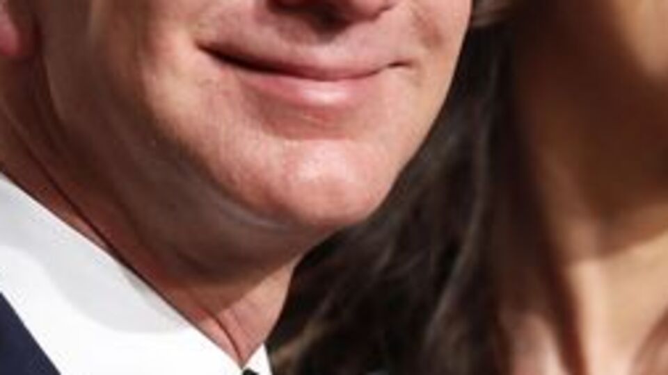 Servetinin yarısını bağışlayacak!