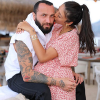 "Zevcem olur kendileri..."