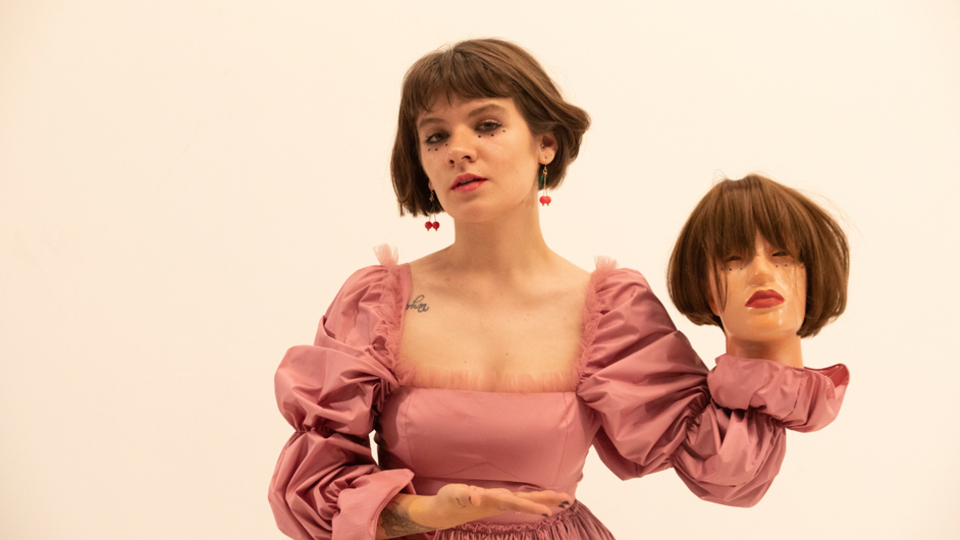 Acıtır Yara'ya klip çekti