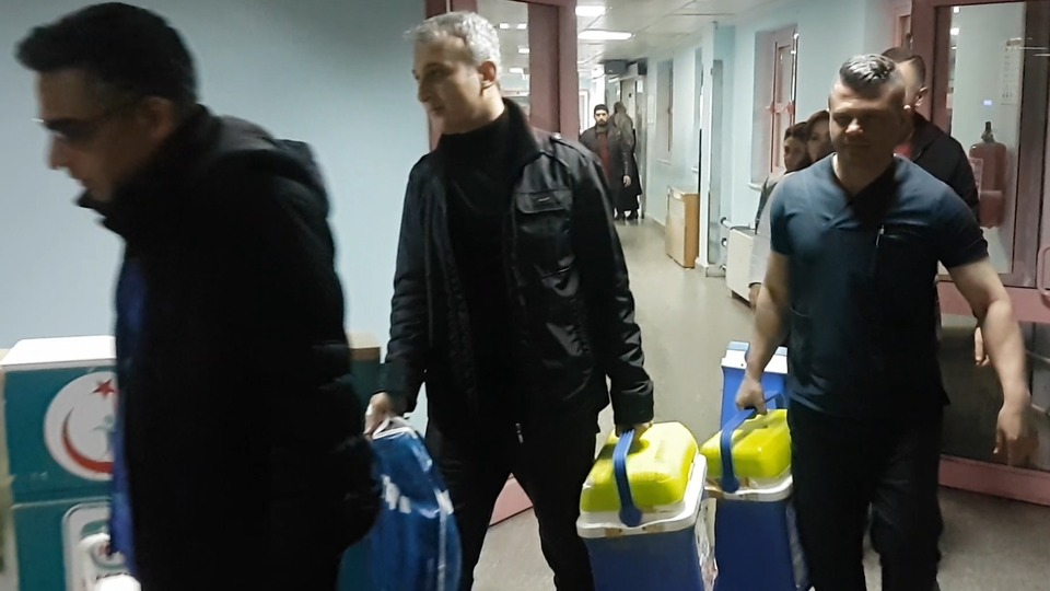 Bağışlanan organları 2 kişiye umut oldu
