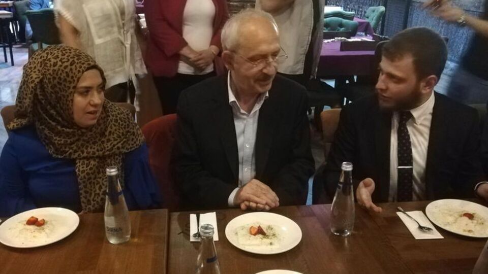 Kılıçdaroğlu, imam hatipliler ile iftar yaptı