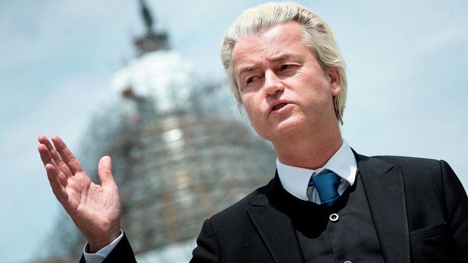 Twitter'dan ırkçı siyasetçiye tokat!