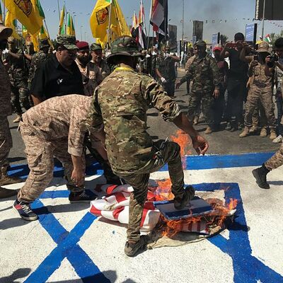 ABD ve İsrail bayrakları yakıldı