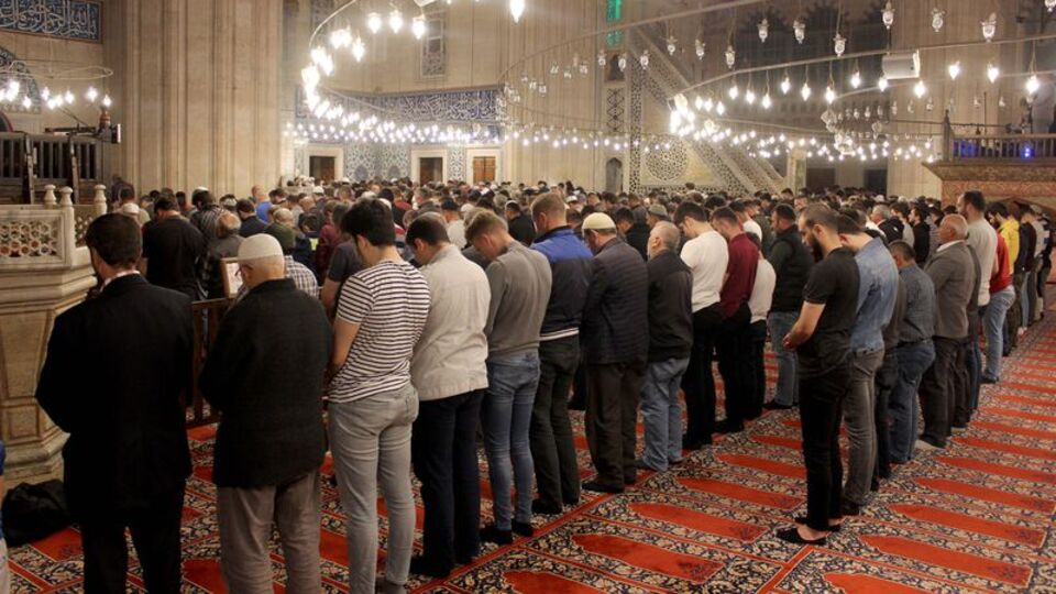 Teravih namazı nasıl kılınır?