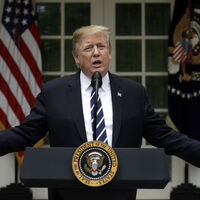 Trump'tan Meksika'ya yasa dışı göçmen vergisi