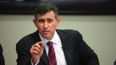 Metin Feyzioğlu kimdir?