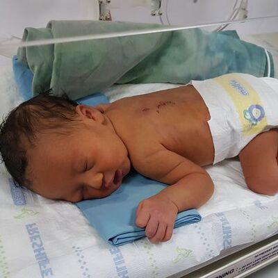 Bebeğimi Türk doktorlar kurtardı!