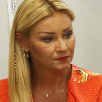 "Kokarca gibi dolaşmayın"