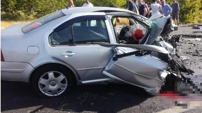 Yollar kan gölü: 12 ölü, 83 yaralı!