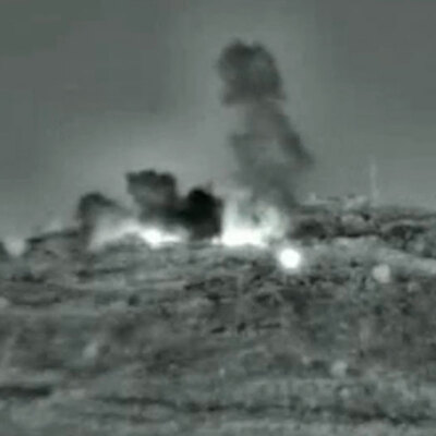 İsrail Suriye'yi vurdu: 3 ölü 7 yaralı