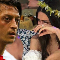 Gözyaşlarını tutamadı