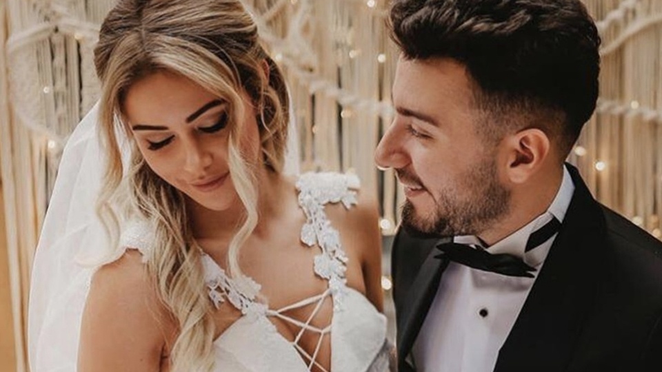 Enes Batur'a kötü haber