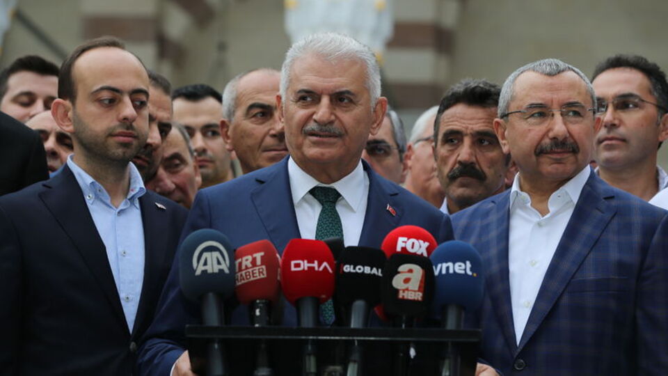 "Rakiplerimizin bayramını kutlamak gayet insani bir şeydir"