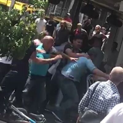 Seyyar satıcılardan meydan dayağı