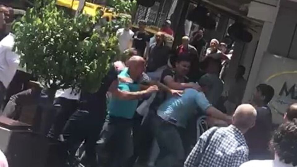 Seyyar satıcılardan meydan dayağı