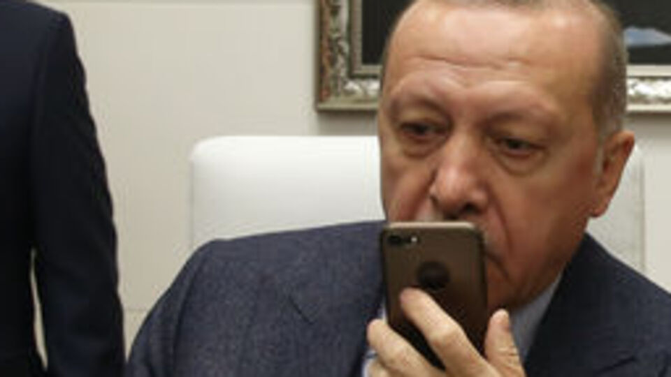 Cumhurbaşkanı liderlerle bayramlaştı