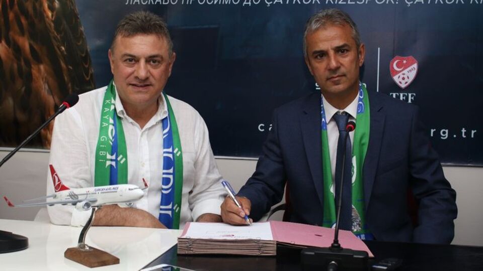 İsmail Kartal imzayı attı!